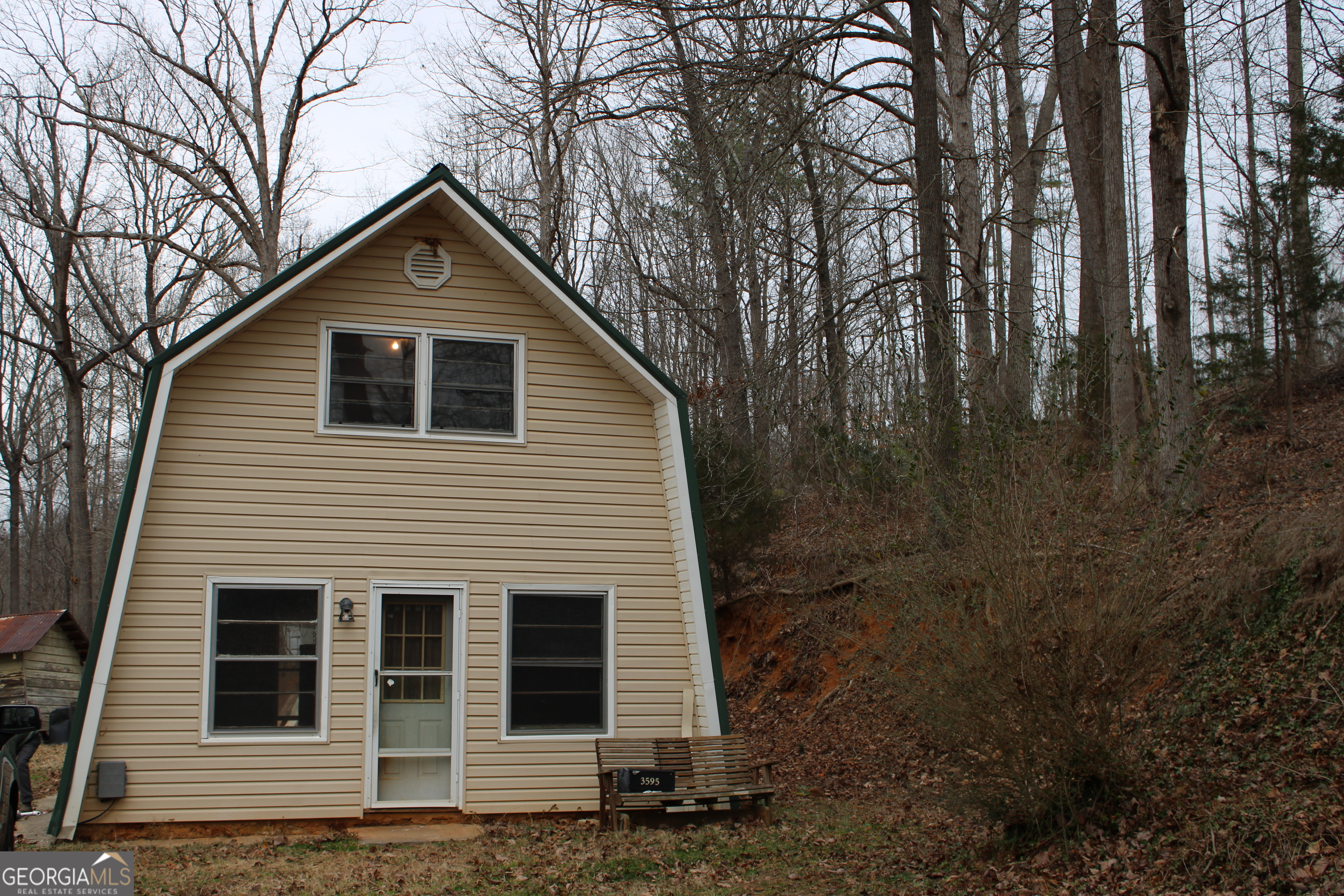 3595 Gumlog Road Martin, GA 30557 - Photo 1 of 13