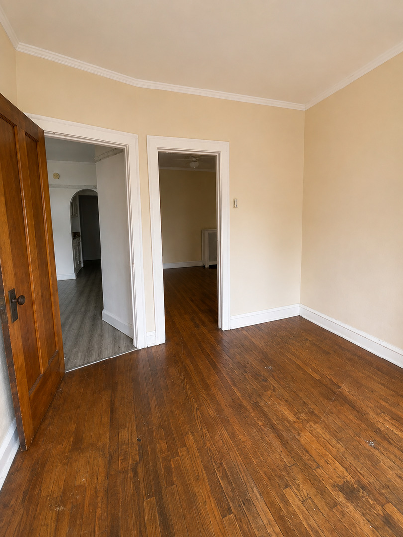 8017 South Rhodes Avenue Chicago, IL 60619 - Photo 5 of 29 Gallery Image 5