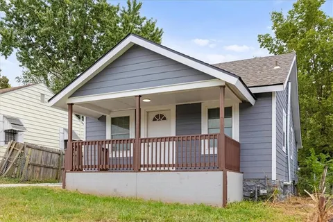 $105,000 | 5517 East 30 Terrace, Kansas City, MO 64128