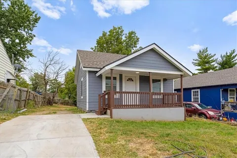 $105,000 | 5517 East 30 Terrace, Kansas City, MO 64128
