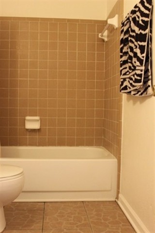 1113 Ocala Road, Unit 13 Tallahassee, FL 32304 - Photo 1 of 25 Gallery Image 1