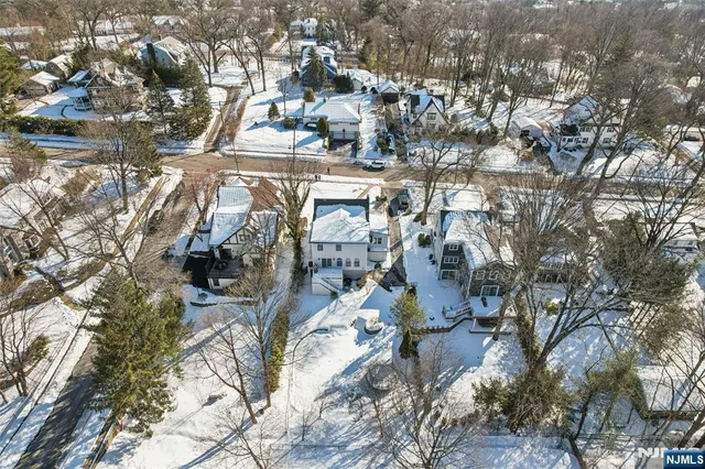 $1,350,000 | 520 Hillcrest Road, Ridgewood, NJ 07450