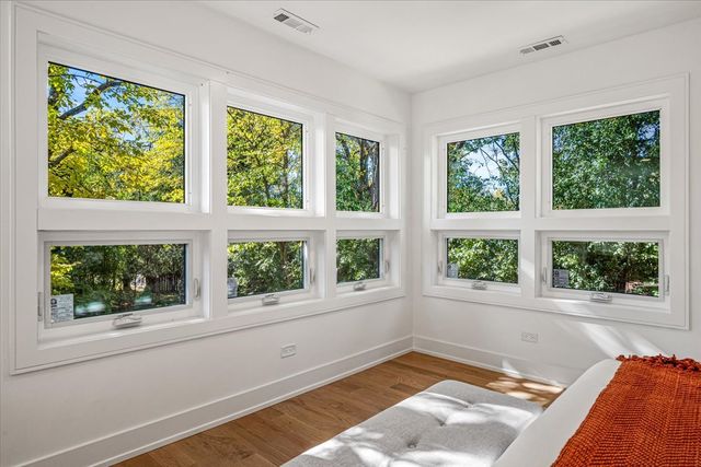 $2,099,900 | 1077 Green Bay Road, Glencoe, IL 60022