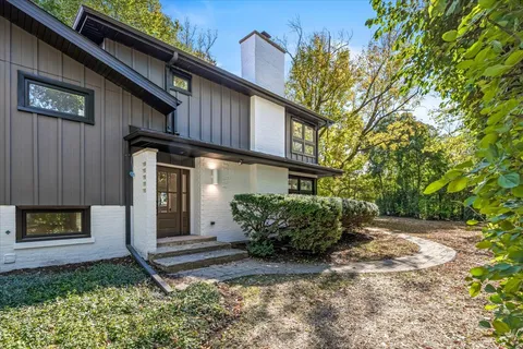 $2,099,900 | 1077 Green Bay Road, Glencoe, IL 60022