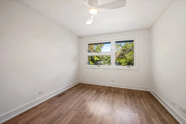 $2,099,900 | 1077 Green Bay Road, Glencoe, IL 60022