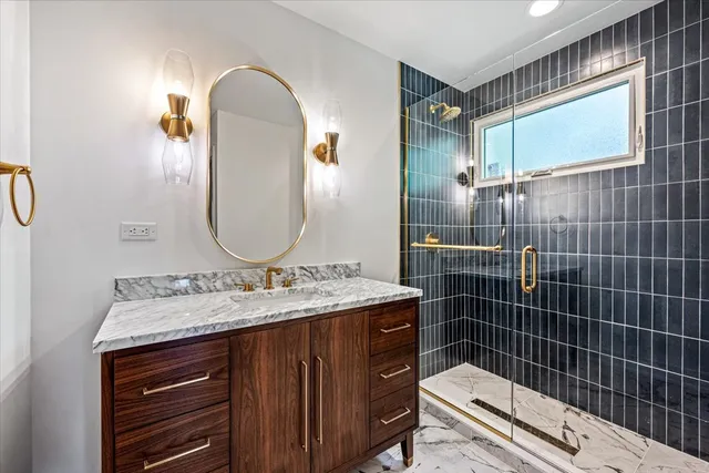 $2,099,900 | 1077 Green Bay Road, Glencoe, IL 60022