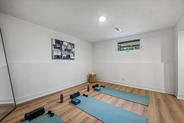 $2,099,900 | 1077 Green Bay Road, Glencoe, IL 60022