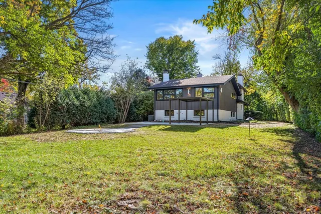 $2,099,900 | 1077 Green Bay Road, Glencoe, IL 60022