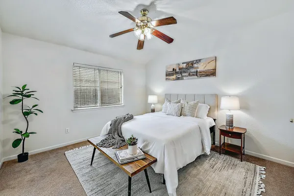 $1,900 | 117 Rosemary Cove, Georgetown, TX 78626