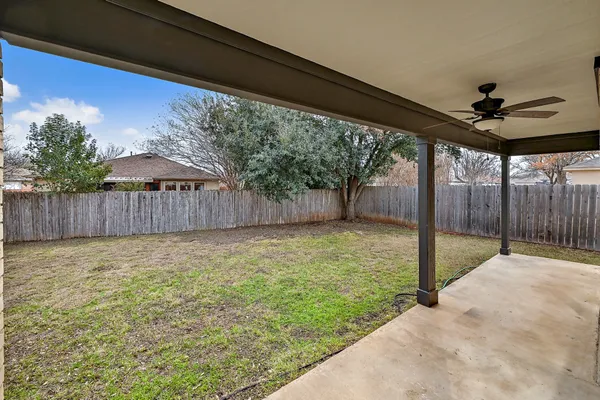 $1,900 | 117 Rosemary Cove, Georgetown, TX 78626