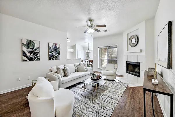 $1,900 | 117 Rosemary Cove, Georgetown, TX 78626