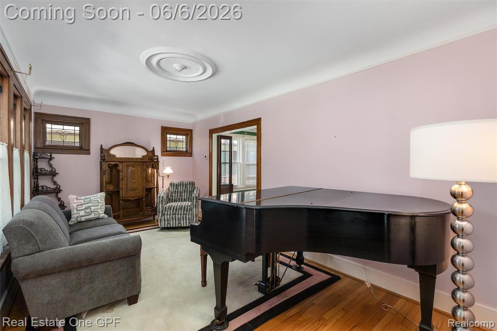 957 Fisher Road Grosse Pointe, MI 48230 - Photo 12 of 38