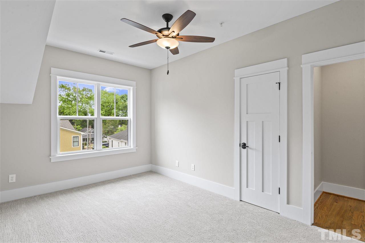 501 Hamilton Cottage Way, Unit 6 Raleigh, NC 27605 - Photo 29 of 30