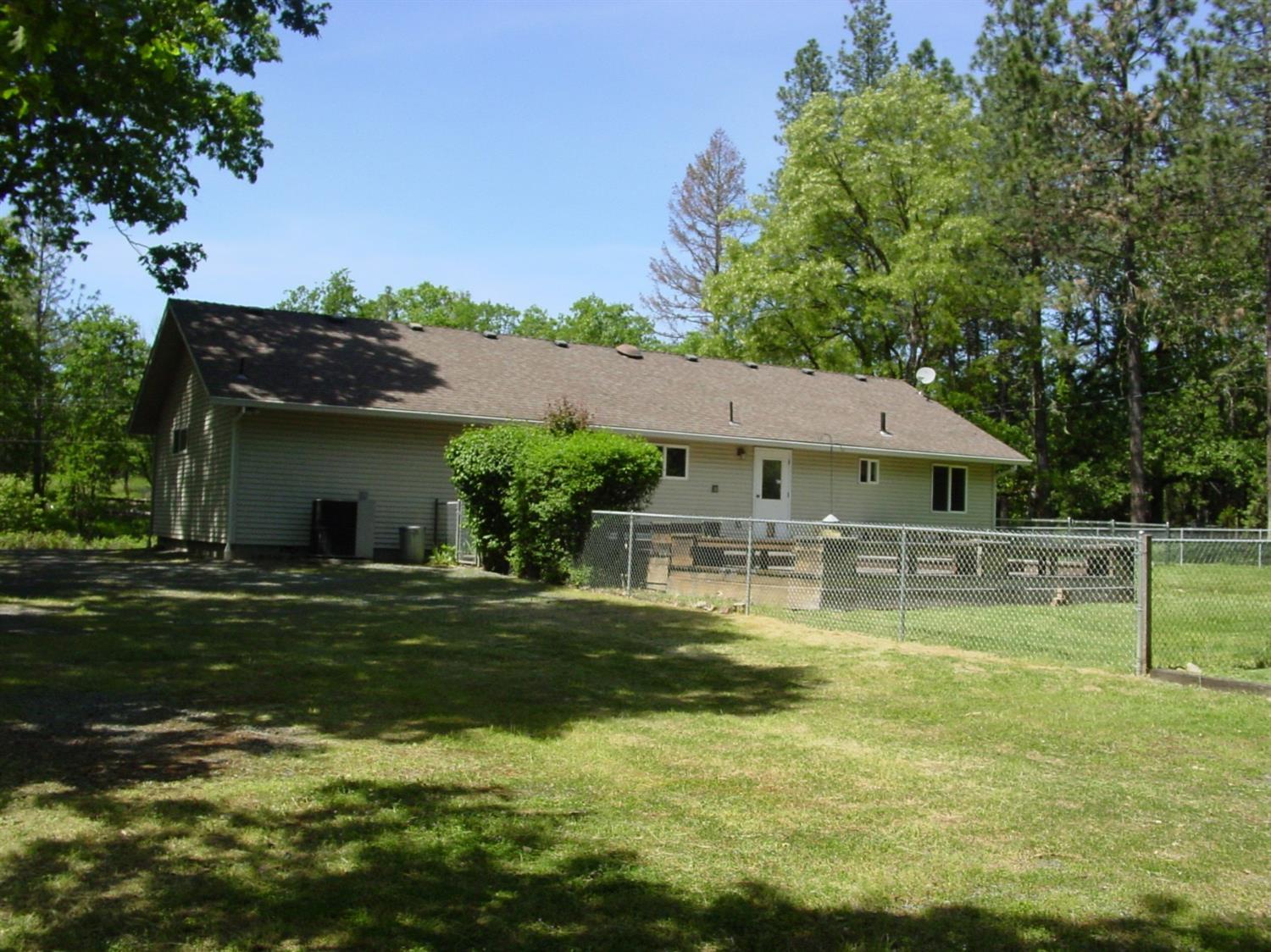 3505 Russell Road Grants Pass, OR 97526 - Photo 17 of 21 Additional Photo