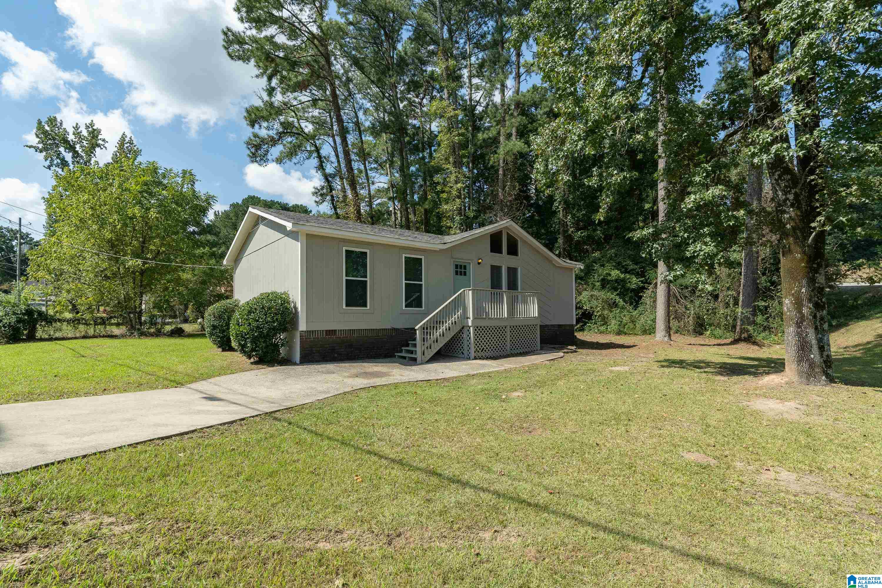 1701 Tarrant Huffman Road Birmingham, AL 35217 - Photo 2 of 29