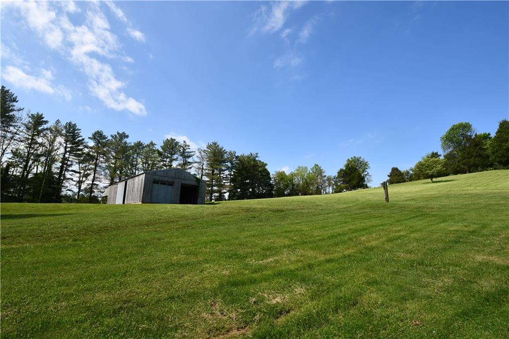7965 Rinnie Seitz Road Nashville, IN 47448 - Photo 4 of 43