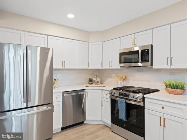 $429,900 | 24 Summer Drive, Berlin, NJ 08009