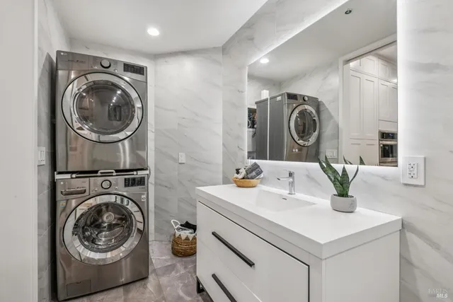 $1,775,000 | 14685 Willow Road, Guerneville, CA 95446