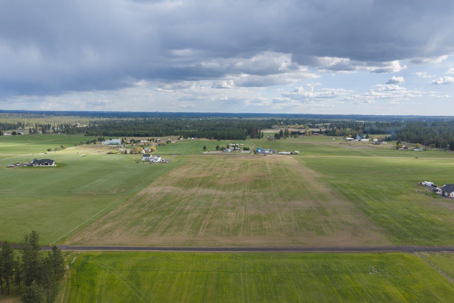 10917 South Sherman Road Spokane, WA 99224 - Photo 6 of 21