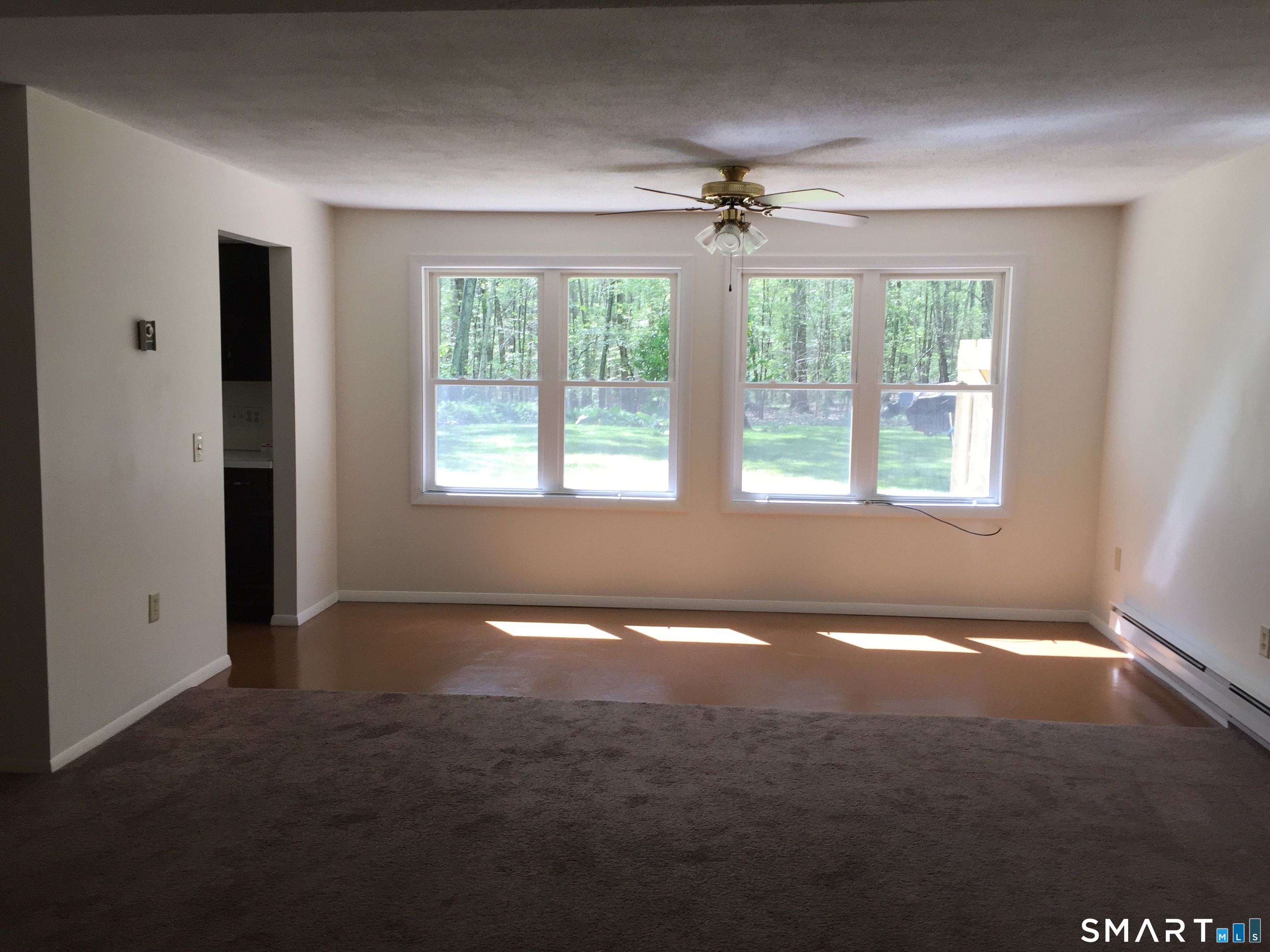 347 Fox Road Putnam, CT 06260 - Photo 13 of 18 unit 2 dining area. lots of natural light