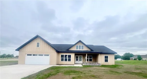 $344,900 | 621 Catalpa Street, Independence, KS 67301