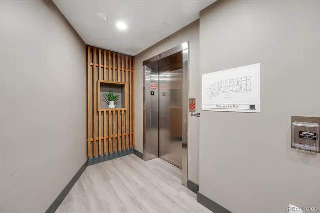 a view of hallway with a hallway