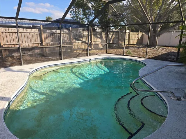 $450,000 | 915 60th Street West, Bradenton, FL 34209