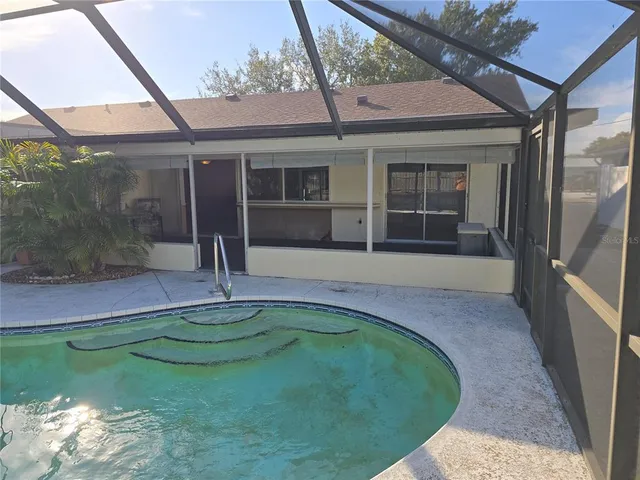 $450,000 | 915 60th Street West, Bradenton, FL 34209