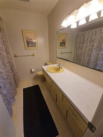 $450,000 | 915 60th Street West, Bradenton, FL 34209