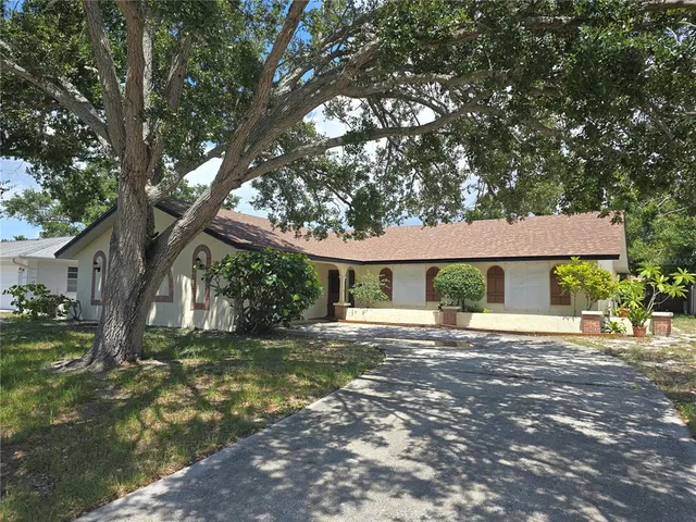 $450,000 | 915 60th Street West, Bradenton, FL 34209