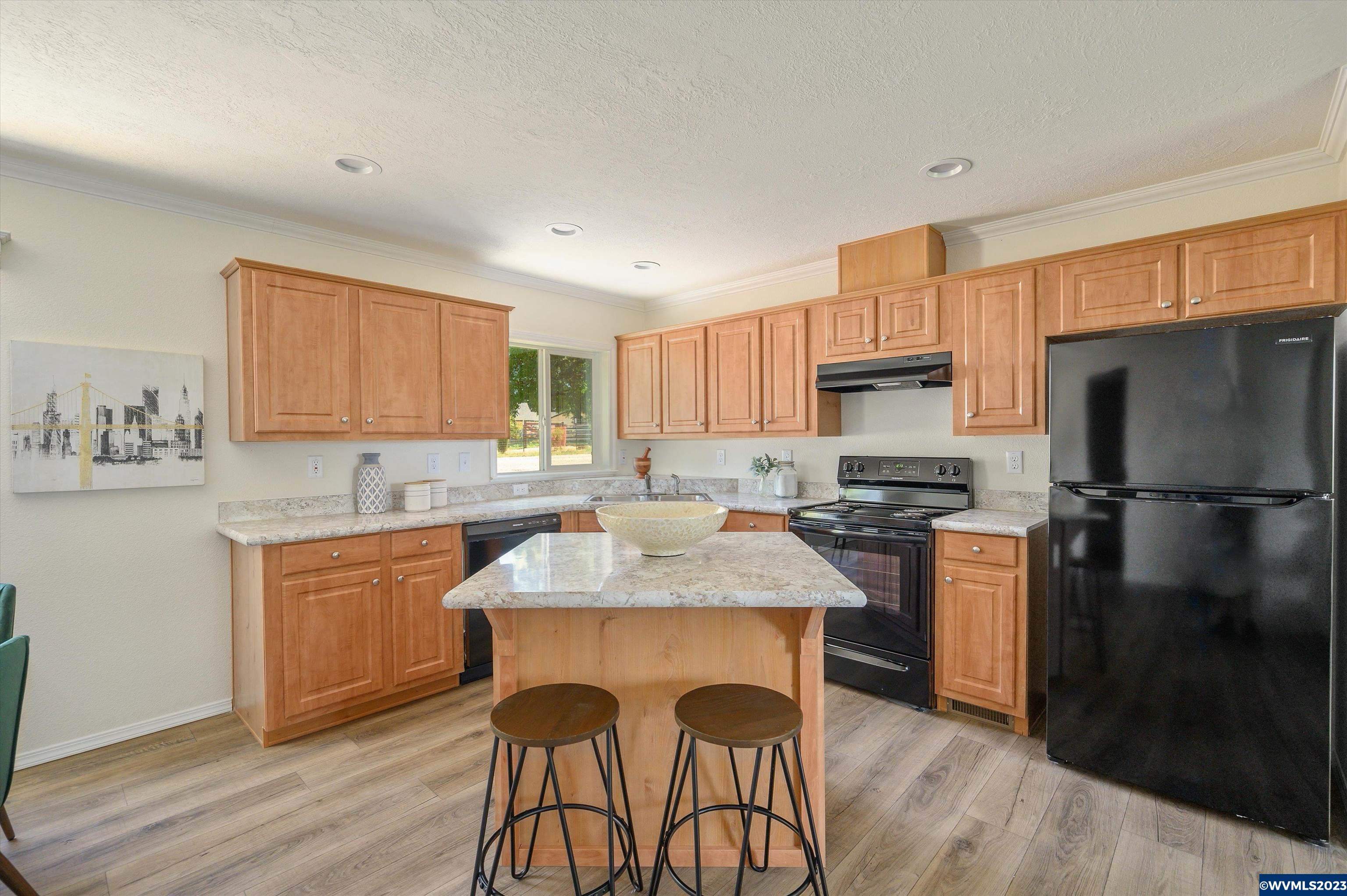 1630 Southwest Clay Street Dallas, OR 97338 - Photo 19 of 36