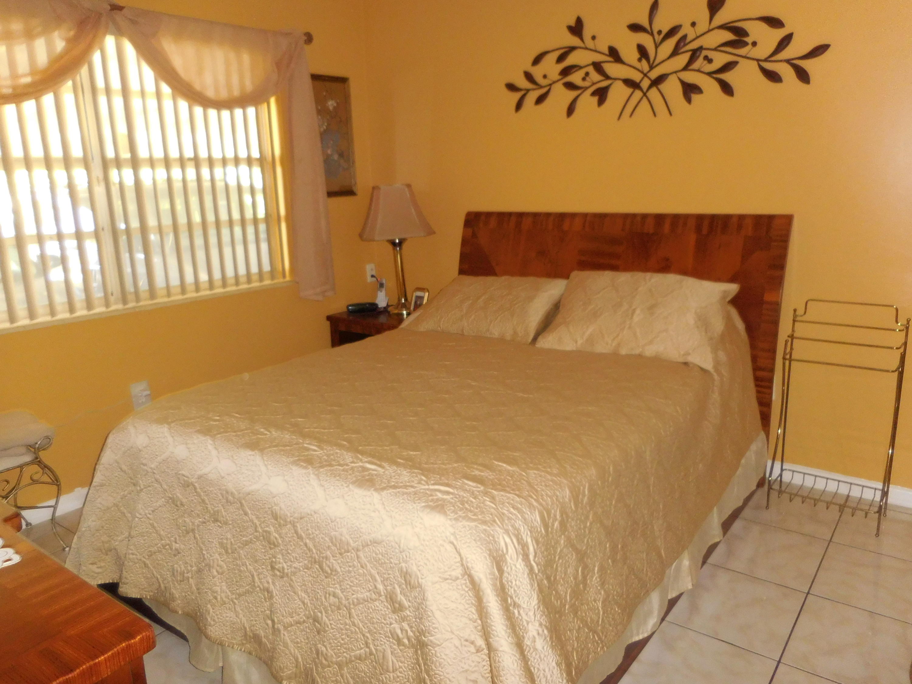 1444 High Ridge Road Lake Worth Beach, FL 33461 - Photo 19 of 36 1444 High Ridge Rd 025