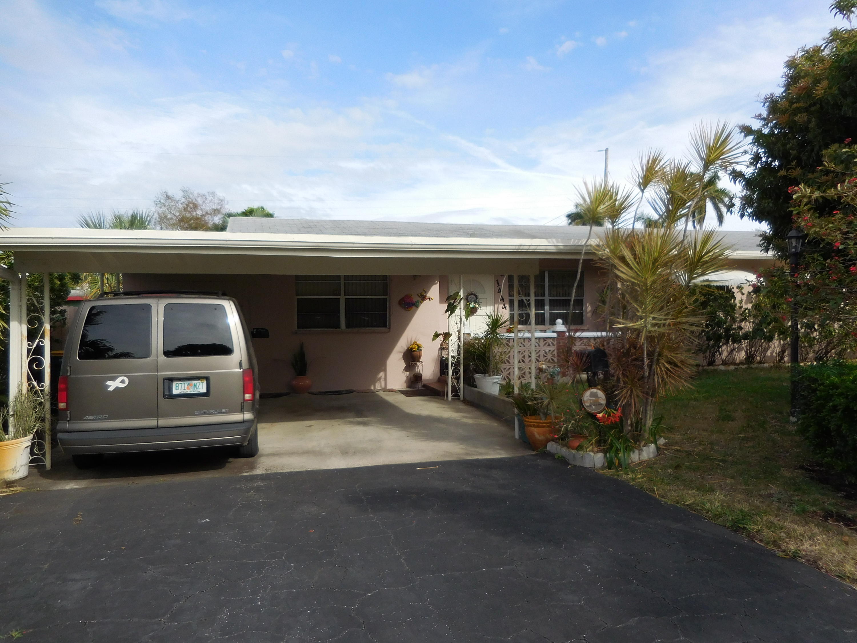 1444 High Ridge Road Lake Worth Beach, FL 33461 - Photo 2 of 36 New High Ridge Pics 002