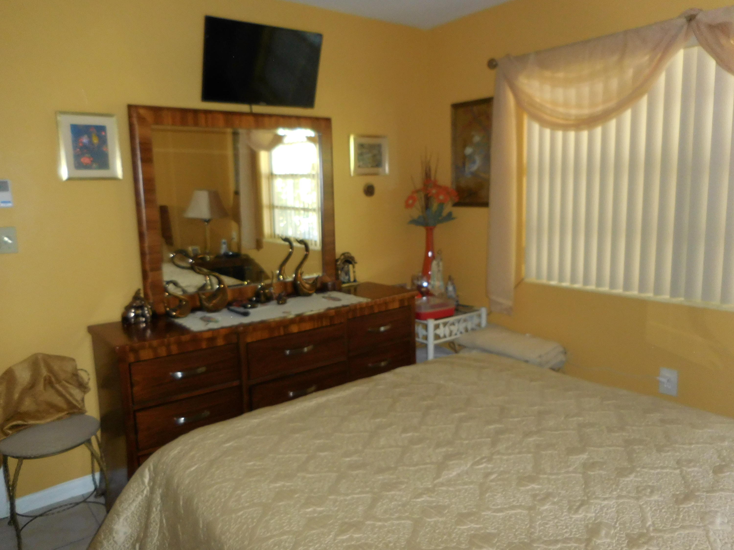 1444 High Ridge Road Lake Worth Beach, FL 33461 - Photo 21 of 36 1444 High Ridge Rd 027