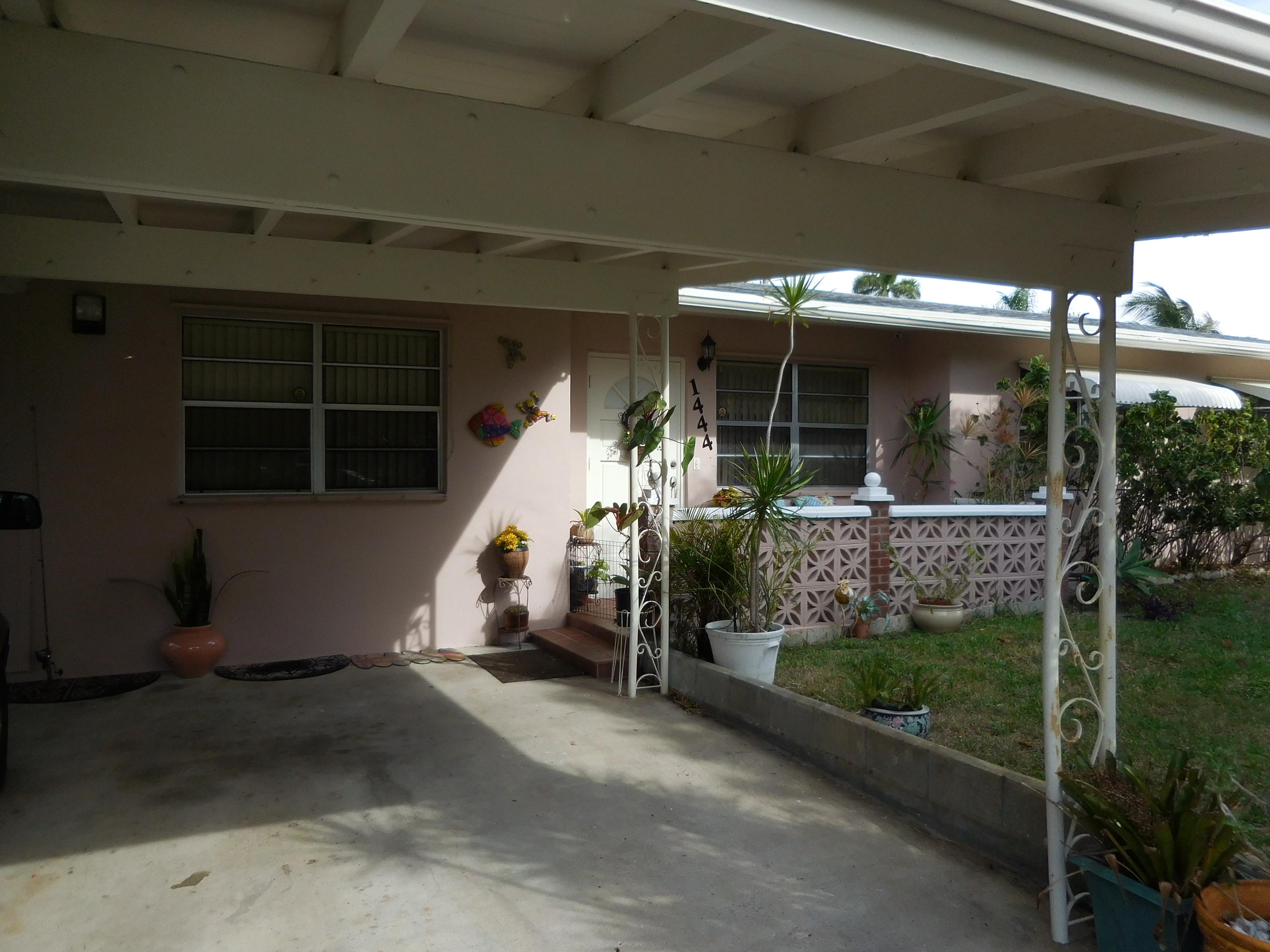 1444 High Ridge Road Lake Worth Beach, FL 33461 - Photo 3 of 36 High Ridge Pics 003