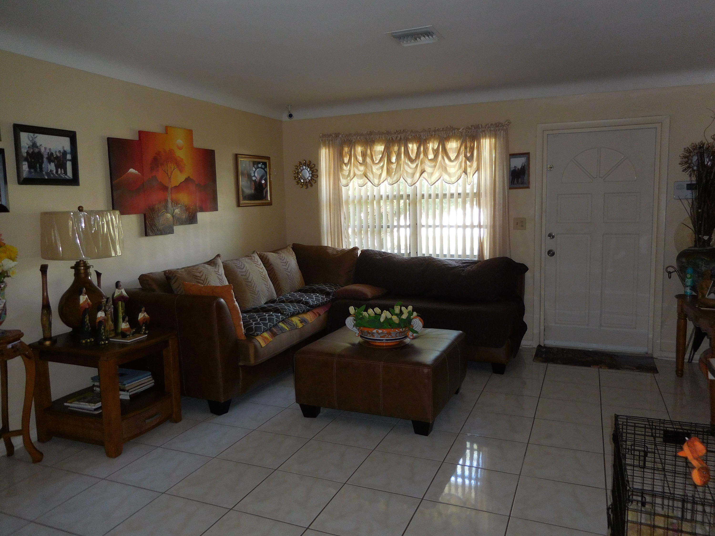 1444 High Ridge Road Lake Worth Beach, FL 33461 - Photo 4 of 36 1444 High Ridge Rd 015