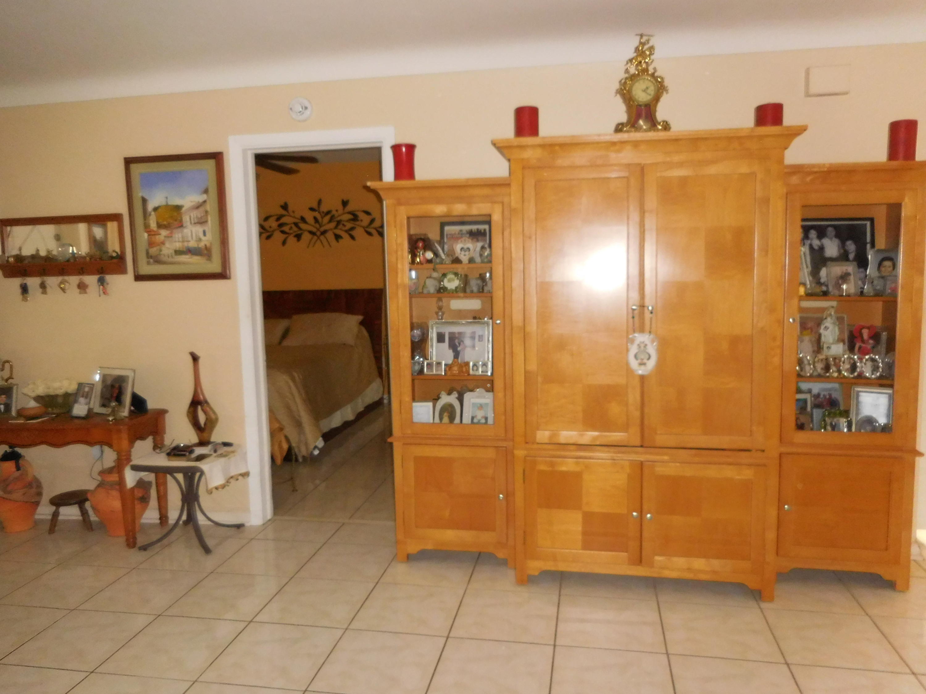 1444 High Ridge Road Lake Worth Beach, FL 33461 - Photo 7 of 36 1444 High Ridge Rd 023