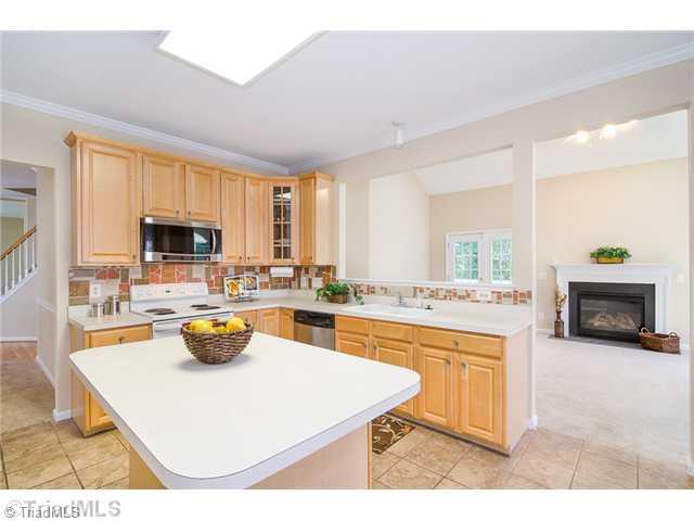 2290 Rothwood Acres Road Greensboro, NC 27406 - Photo 10 of 11 Kitchen.
