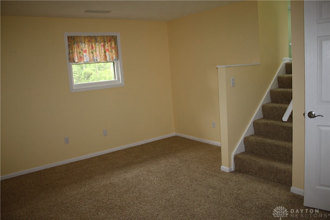 2029 Hanes Road Beavercreek, OH 45432 - Photo 20 of 30