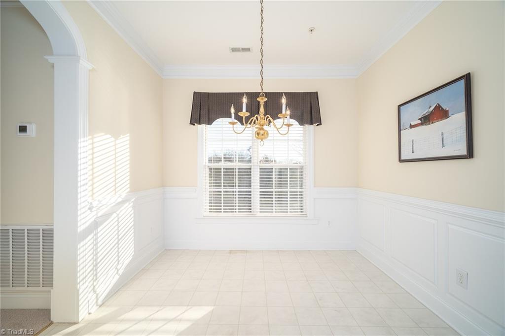 524 College Road, Unit 307 Greensboro, NC 27410 - Photo 14 of 28