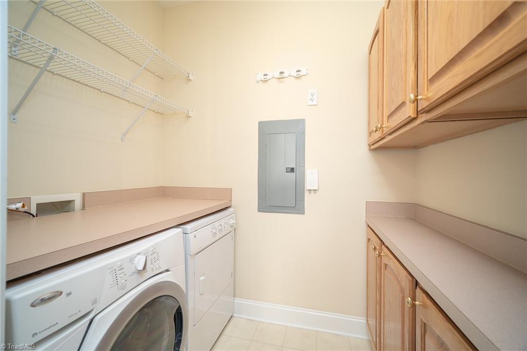 524 College Road, Unit 307 Greensboro, NC 27410 - Photo 24 of 28