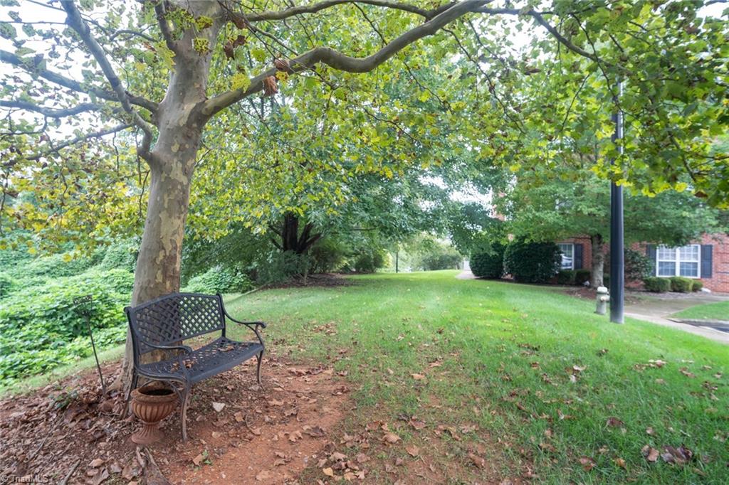 524 College Road, Unit 307 Greensboro, NC 27410 - Photo 26 of 28