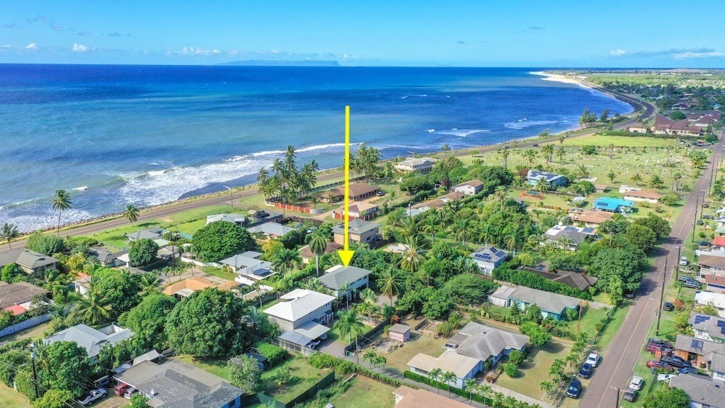 8520 Elepaio Road Kekaha, HI 96752 - Photo 17 of 30 a view of a garden
