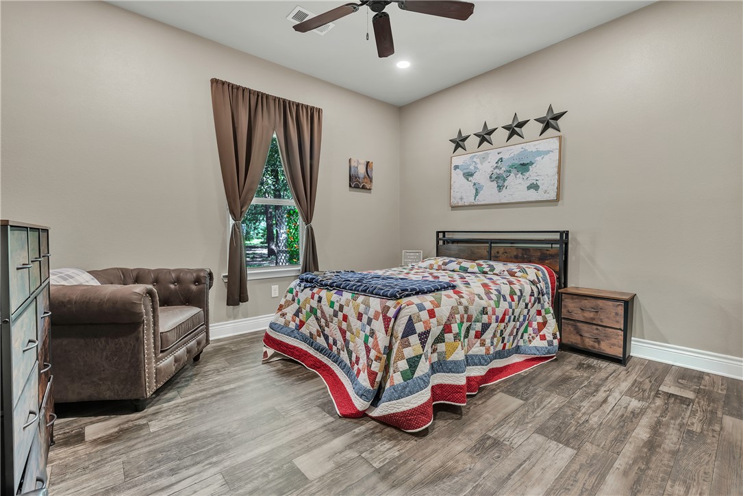 9847 Weedon Loop Bryan, TX 77808 - Photo 19 of 40 Gallery Image 19