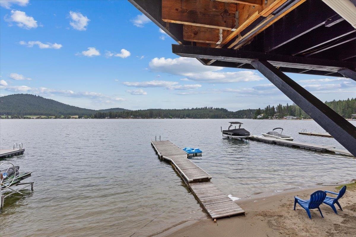 45494 Lakeshore Homes Road Loon Lake, WA 99148 - Photo 5 of 50 Gallery Image 5