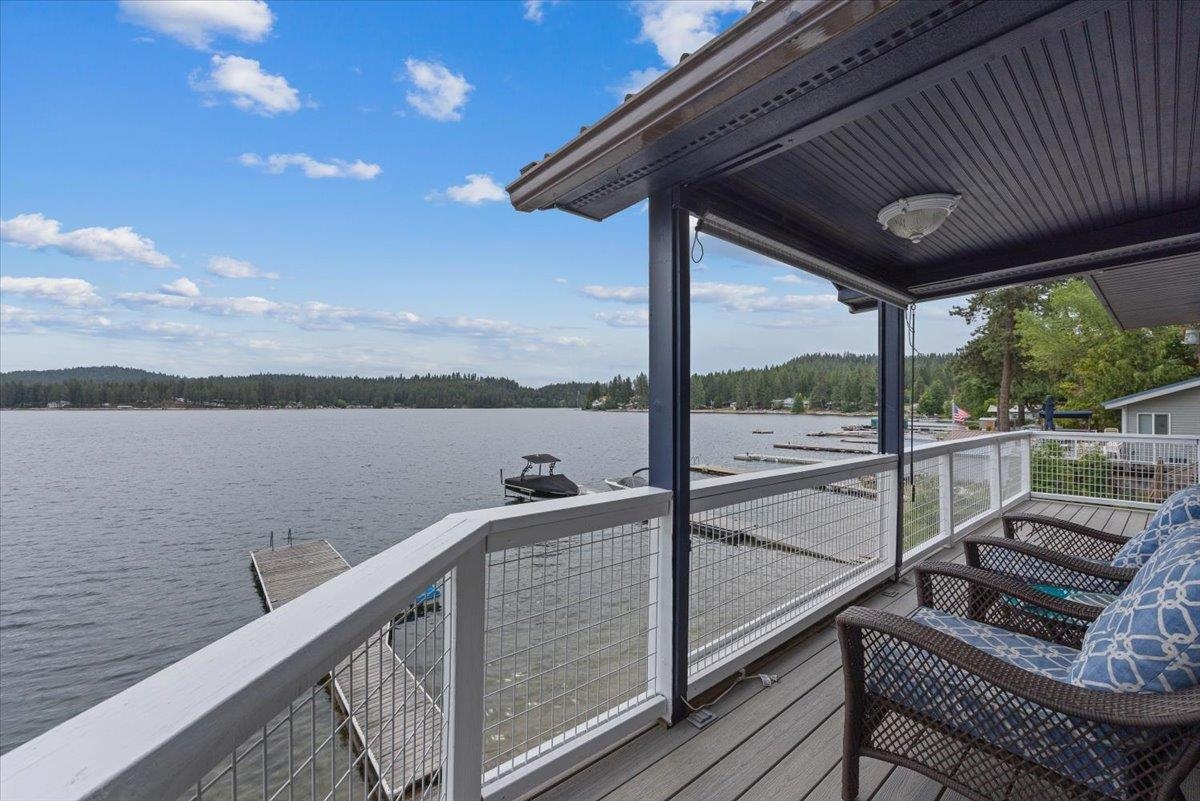 45494 Lakeshore Homes Road Loon Lake, WA 99148 - Photo 7 of 50 Gallery Image 7
