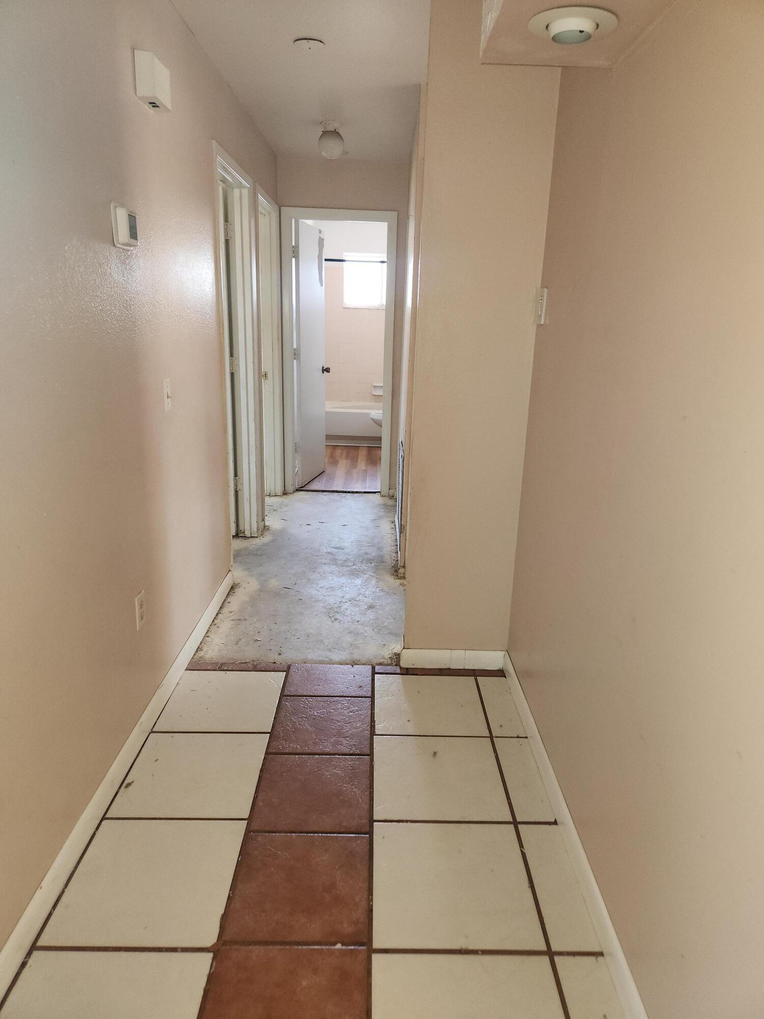 951 Palm Street Cocoa, FL 32927 - Photo 13 of 34 a view of a hallway