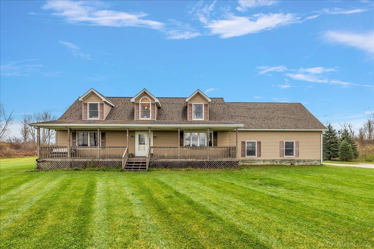 5320 Capac Road Capac, MI 48014 - Photo 1 of 61 50160873-1018d1bd-573f-4438-a5a1-b43287e038f1.JPG