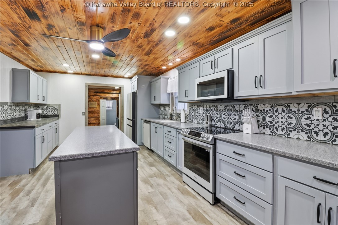 448 Kirby Road Milton, WV 25541 - Photo 18 of 48 Gallery Image 18