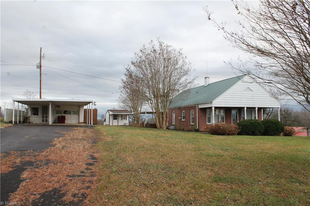 44 Meadowbrook Road Cana, VA 24317 - Photo 9 of 24 Gallery Image 9